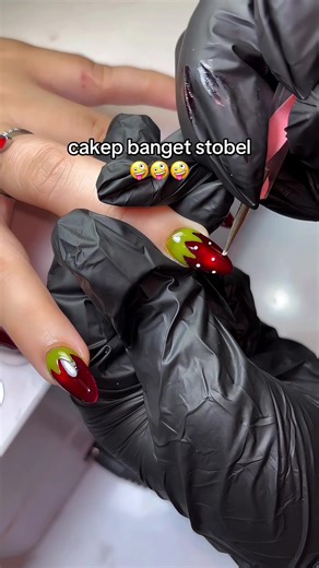 Ide Nail Art Simple dan Aesthetic