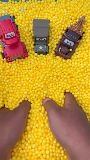 #toycollector #toyhunt A small truck with a big job ahead.Rolling forward