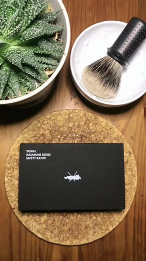 Unleash your inner samurai with our TATARA Masamune Razor (Dark) 🪒✨ #safetyrazor #tatararazors #shaving #grooming #plasticfree #ecofriendly #firstpost