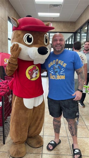 The Beaver. The Myth. The Legend. 🦫 #Bucees #Texas