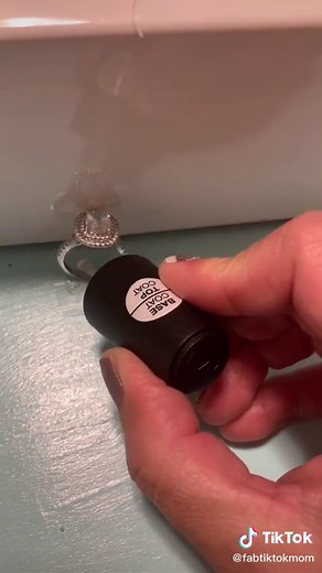 DIY Tips: Resizing Rings at Home Without Any Tools!