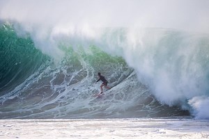 67K views · 6K reactions | Come check out the stunning results from the best cyclone Australian surfing has seen in a long, long time. Check out the full video and photos at: https://win.gs/2Ht3mZN | Red Bull Surfing | Facebook