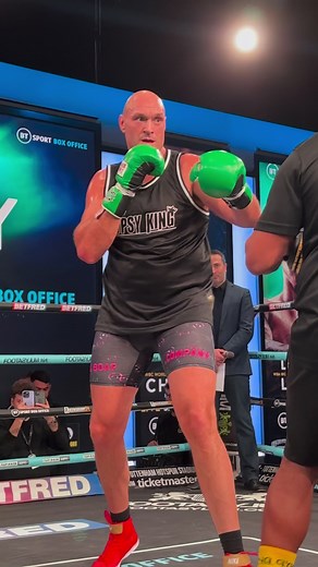 865K views · 3.9K reactions | Up close with the  | Top Rank Boxing | Facebook