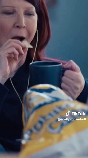 Scott Reeder (@scottpropandroll) - Chips Snacks in a Creative Commercial