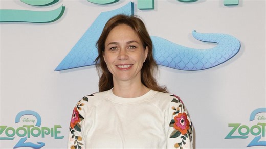 Nathalie Péchalat commente le patinage aux JO d’hiver 2026 : comment elle va s’organiser avec ses deux filles