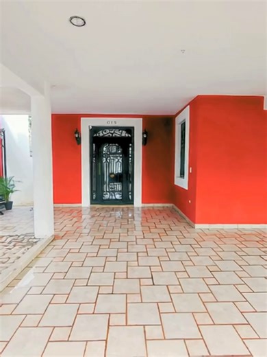 🍽️ ¡Yucatán lo tiene todo! Hoy el viaje es al corazón de su comida típica 🌶️✨ Deléitate con sabores ancestrales como la cochinita, los panuchos y los salbutes 😍 📍Guarda este post y prepárate para saborear Yucatán en tu próxima aventura. 🏡 Haz de tu estancia algo inolvidable en Villa Flamingo, el lugar ideal para descansar después de un buen festín yucateco. 🔗 Reserva aquí: airbnb.mx/h/villaflamingomid 📲 WhatsApp: 999 470 1230 #VillaFlamingo #SaboresDeYucatán #ViajaConFlamingo #ComidaYucat