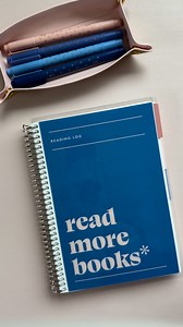 The Book Lovers Reading Log & Journal is the ultimate gift (or self-gift) for tracking every chapter, trope, and unforgettable story all year long. Because book lovers like @coquettenatalie don’t just read...they document. 💕 Tell us—what’s the first book you’re logging? | ErinCondren.com
