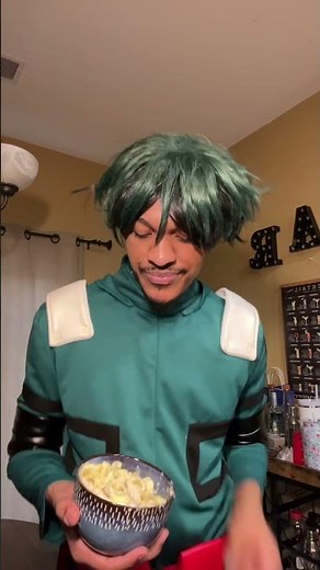 Deku eats Todoroni and Cheese...