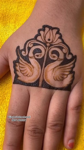 Vijay Mehandi Art ( Kalp Nath Singh) on Instagram: "If you're looking for the best mehandi designer in Delhi and NCR then Call now📱 9891489221 . We use 100% natural Mehndi. . We assure you for 100% colour. . @vijaybridalmehandi . #vijaybridalmehandi #babyshower #engagement #engagementmehandi #engagementhenna #mehandi #mehandiartist #mehandidesigns #trendingmehandi #weddingmehandidesigns #mehandidesigner #mehandiart #henna #instagram #viral #bridalmehandi #valentines #bridalmakeup #bridal #wedme