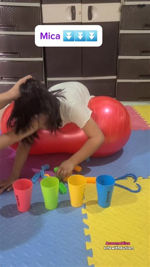 First penut ball activity👏 Sorting colors Identifying same colors #lifewithautism #autismawareness #autismacceptance #autism #autismsupport #autismjourney #autismmom #ASDJourney #asdawareness #addsonreels #reelsviralシfb #reelsviralシ #reelsvideoシ #reelsfbシ #reelschallenge #fypシ゚ #viralchallenge #views1m #viewers #trend #trendingnow | Rizavelle Vela Manaog