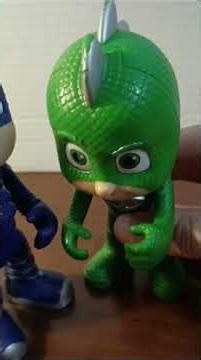 Gekko Reacts to the Catboy Looking for Night Ninja Song! - PJ Masks Toys Shorts #pjmasks