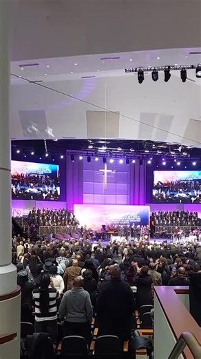 At a music-filled funeral on Saturday, family and friends of gospel musician and eight-time Grammy nominee Richard Smallwood remembered him for his creativity, his theology and his humility. 🔗 For the full story, visit the link in bio. | RNS