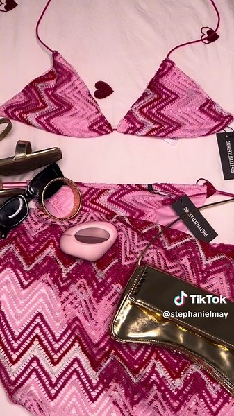 Counting Down the Days: PLT Swim Holiday Essentials 30% Off!