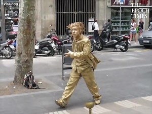 358K views · 3.3K reactions | What a fantastic performance  Credit: ViralHog | Bright | Facebook