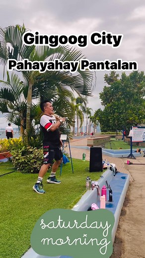 capture the energy and fun of dancing your way into the weekend. #zumba #zumbalovers #zumbareelsvideo | Bee Achas Najos