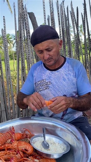 Só no arroz hoje: comendo muita comida deliciosa