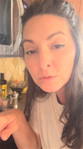 I can make a fruit syrup with any type of fruit I want. This could be a real problem 🤪 I will never buy snow cones again. Mango cream snow cones for life! Strawberry could be next. One cup of sugar One cup of water 1-1.5 cups of fruit Simmer for 15 minutes and blend to create a smoother texture if desired. Let it cool and pour on whatever you want. Enjoy! ❤️🐝 | The Busy Bee