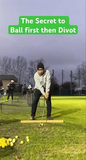 The secret to hit ball first and divot second - improve golf ball impact in your golf swing #divot