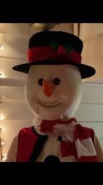 Gemmy life size 5ft animated Singing/ Dancing Snowman(2003 version)