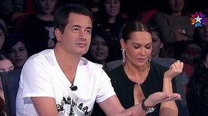 Yetenek Sizsiniz'de erotik kucak dansı şoku!