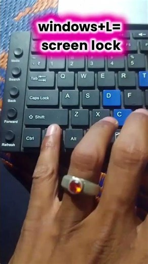 windows+L=screen lock 🔏