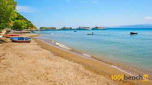 普拉塔尼亚 海滩 (Platania beach)