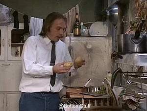 Oooooo! That's a bit of a nasty nick isn't it? #Bottom #Holy | Bottom Stuff