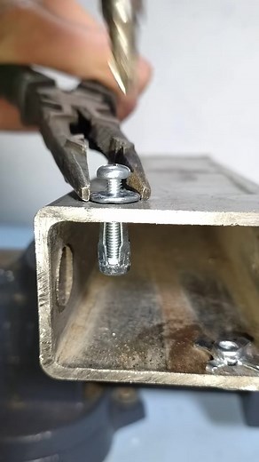 Practical technology for installing steel nut rivets without special tools. Handyman tips and tricks that really work #diy #tips #tool #howtotiktok #ri | Tricks Hand Craft