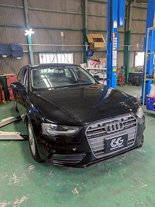 アウディA4エンジン圧縮不良！タイミングチェーントラブル！GG Secret Base　ミニ