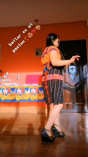 Traditional Guatemalan Dance Performance