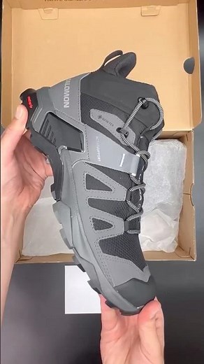 Salomon X Ultra 4 Mid GTX - One the best Hiking Shoes of 2024