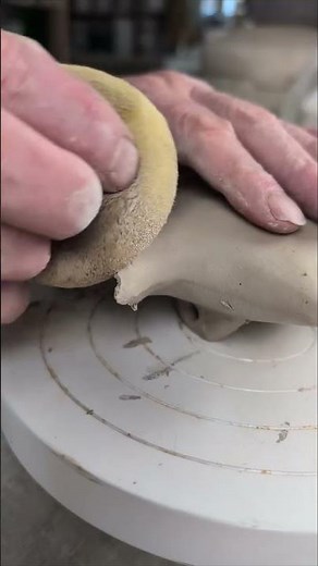 How to do slip casting ❤️ ••• Follow @creamik_school for more!
