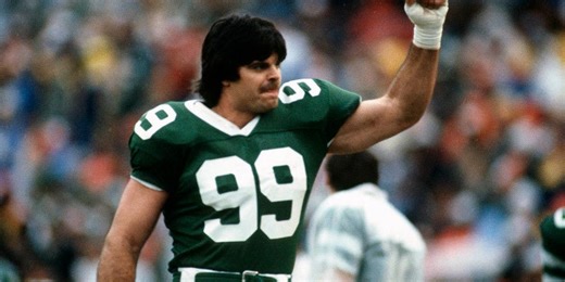 Judge throws out Jets legend's lawsuit against ESPN, NFL Films over viral spat with Brett Favre