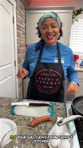 Breakfast just got a bold upgrade 🍳🔥 Cathy flipped a fluffy omelette and topped it with her award-winning chili for the perfect comfort-food twist—savory, hearty, and full of flavor in every bite. #CathysKitchen #ChiliLove #BreakfastWithATwist | Cathy's Kitchen Restaurant & Diner