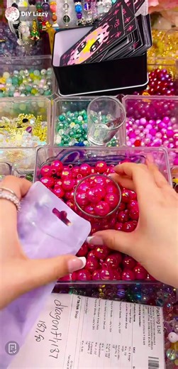 Create Beautiful Handmade Bracelets with Lizzy