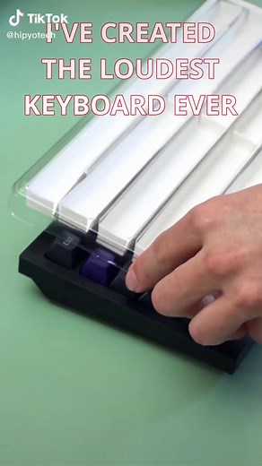 Loudest Keyboard Ever Challenge | DIY Keycaps Meme