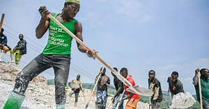 RDC : les mineurs de coltan piégés dans le conflit avec le M23 | Africanews