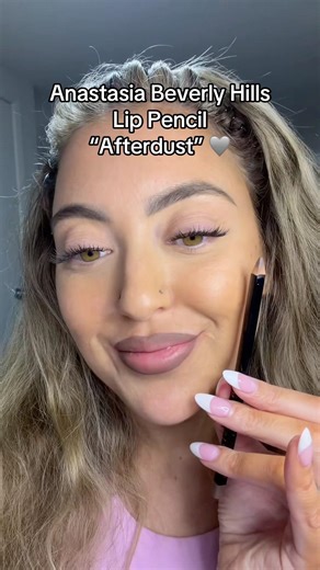 Anastasia Beverly Hills Lip Pencil “Afterdust” 🩶