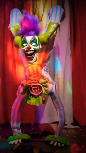 Lowe’s Halloween 2026 Handstand Clown Animatronic by Tekky Design.