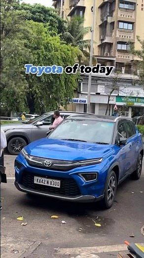 TOYOTA 2024 vs 2000! #toyota #hyryder #qualis