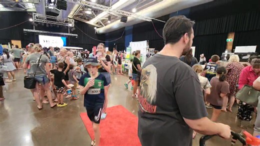 It's all happening down at Buchanan Park at the Mount Isa Mines Entertainment Centre this morning for the Sign On Expo! It goes until 12 noon today. Be sure to pop down and take a look - there are more than 80 stalls, representing all kinds of sports clubs and community groups and organisations! | Mount Isa City Council