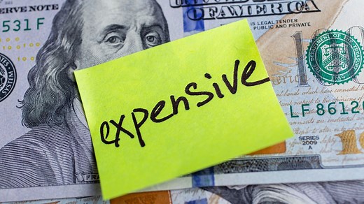 Here's how much money you need to make a living wage in Florida