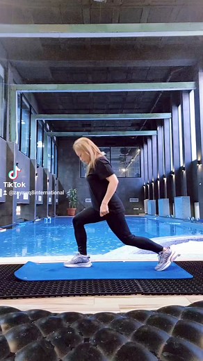 FIT & FAB | with ZinRouz|FITNESS PURPOSES ONLY. Plyometric on my daily routine, pool exercise 🦵🙌Easier by doing your Lunge 💕 #fitnessmotivation #Slim and strong for life Workout your Calves, glutes,hamstring and quads.#3sets-15repz👌 This is brought to us by: Lady rose beauty center kuwait Aim Global Kuwait Branch Zumba Wear Kuwait | AIM 101 Broadcast