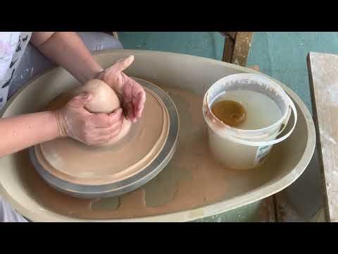 Failsafe Guide to Centering LARGE Amounts of Clay + Hack included! #tutorial