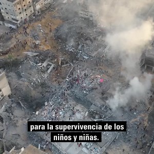 Con tu donación mensual de $400, colaboras en la entrega de 30 mantas de abrigo para niños en Gaza. La Franja de Gaza enfrenta una emergencia humanitaria sin precedentes. Miles de niños han perdido la vida. Los ataques a hospitales y escuelas han dejado a millones de personas, en grave riesgo 🤲 | UNICEF México
