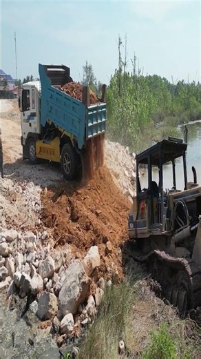 EP.197 Wow!! Incredible Bulldozer Komatsu D31P Pushing Stone & 5T Trucks Unloading #pnmachines