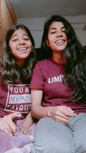 Shalini Dubey on Instagram: "We both have exams next month...but padhne me mnn kaha hai .....yhi sb krte krte din bit rhe hain....need your prayers ki pass ho jaye km se km.... @the_shreyadubey @vaishalimadeofficial @shreyaghoshal @deepikapadukone @ranveersingh @bhansaliproductions #hobby #pinga #bajiraomastani #raw #singerlife #livesinging #daily #shalinidubey #dubeysisters #kitchensinger #kitchengirl #"