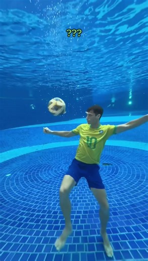 Underwater football challenge: Watch amazing skills