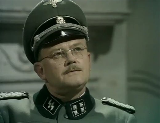 📺 'Colditz' Thursday 02 November 1972 - BBC1: 21:25 The Gestapo is puzzled by Lt Richard Player, RN. Is he a British spy? He is sent to Berlin and entrusted to an old friend, Count von Eissinger, who is determined to establish the truth. #Colditz | Bernie Briffa