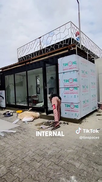 Benefits of Aluminum Composite Panel Cladding | Maintenance, Energy Efficiency & Versatility